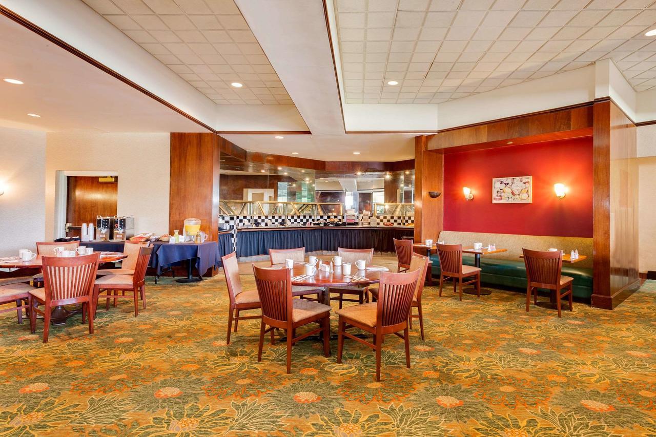 מלון Ramada By Wyndham פישקיל מראה חיצוני תמונה
